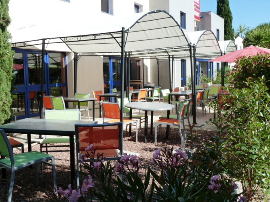 Best Hotel Montpellier Millenaire Экстерьер фото