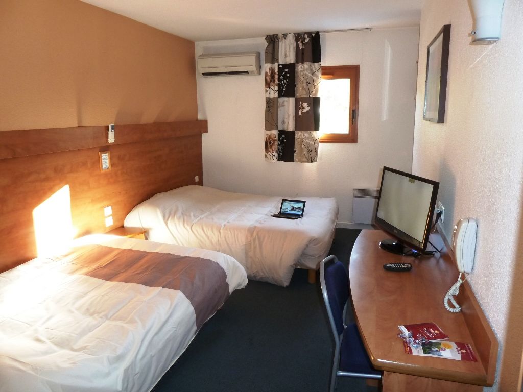 Best Hotel Montpellier Millenaire Экстерьер фото