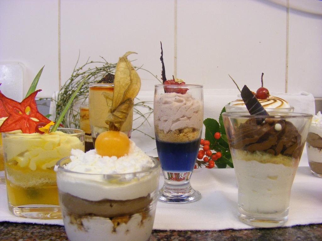 Best Hotel Montpellier Millenaire Экстерьер фото